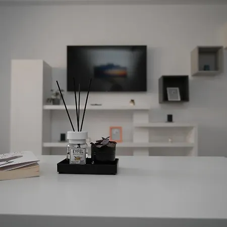 Sea Apartment *